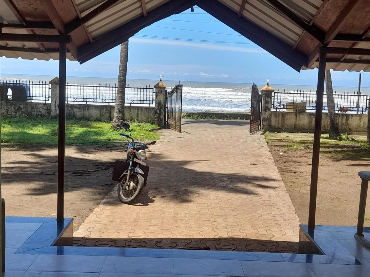 Hotel Seabird Murud  Exterior photo